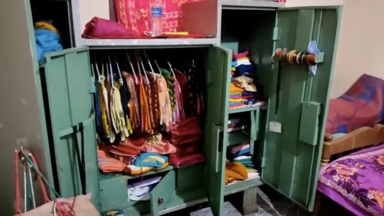 ಚಿಕ್ಕಮಗಳೂರಲ್ಲಿ ಒಂದೇ ರಾತ್ರಿಗೆ 5 ಹಳ್ಳಿಯಲ್ಲಿ ಕಳ್ಳತನ: 10 ಲಕ್ಷಕ್ಕೂ ಅಧಿಕ ಮೌಲ್ಯದ ಚಿನ್ನಾಭರಣ ದರೋಡೆ