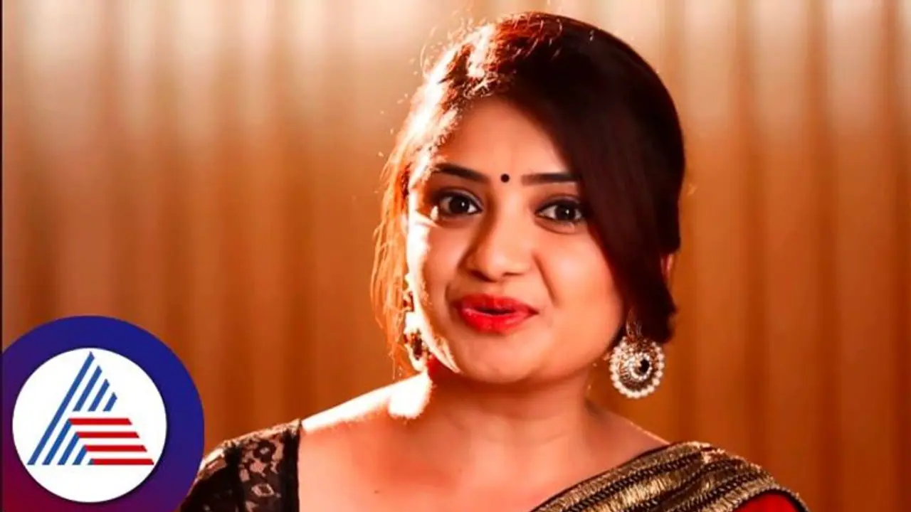 ಮಡಿಲಿನಲ್ಲಿ ಕೊನೆಯುಸಿರು ಬಿಟ್ಟ; ಚಿತ್ರರಂಗ ಬಿಡಲು ತಮ್ಮನ ಸಾವು ಕಾರಣ ಎಂದು ಕಣ್ಣೀರಿಟ್ಟ ಕಾರುಣ್ಯ ರಾಮ್ ಮಡಿಲಿನಲ್ಲಿ ಕೊನೆಯುಸಿರು ಬಿಟ್ಟ; ಚಿತ್ರರಂಗ ಬಿಡಲು ತಮ್ಮನ ಸಾವು ಕಾರಣ ಎಂದು ಕಣ್ಣೀರಿಟ್ಟ ಕಾರುಣ್ಯ ರಾಮ್