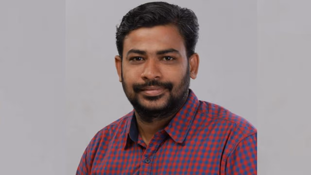 സിപിഎം യുവനേതാവും എസ്എഫ്ഐ മുൻ ജില്ലാസെക്രട്ടറിയുമായിരുന്ന കെ ടി മാത്യു അന്തരിച്ചു സിപിഎം യുവനേതാവും എസ്എഫ്ഐ മുൻ ജില്ലാസെക്രട്ടറിയുമായിരുന്ന കെ ടി മാത്യു അന്തരിച്ചു