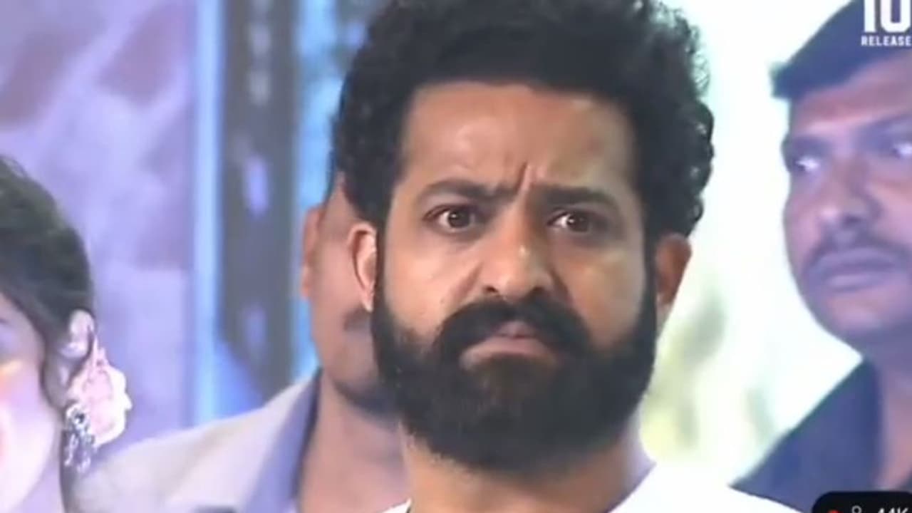 Video: యాంకర్ సుమపై ఎన్టీఆర్ కి బాగా కాలినట్టుందే! Video: యాంకర్ సుమపై ఎన్టీఆర్ కి బాగా కాలినట్టుందే!