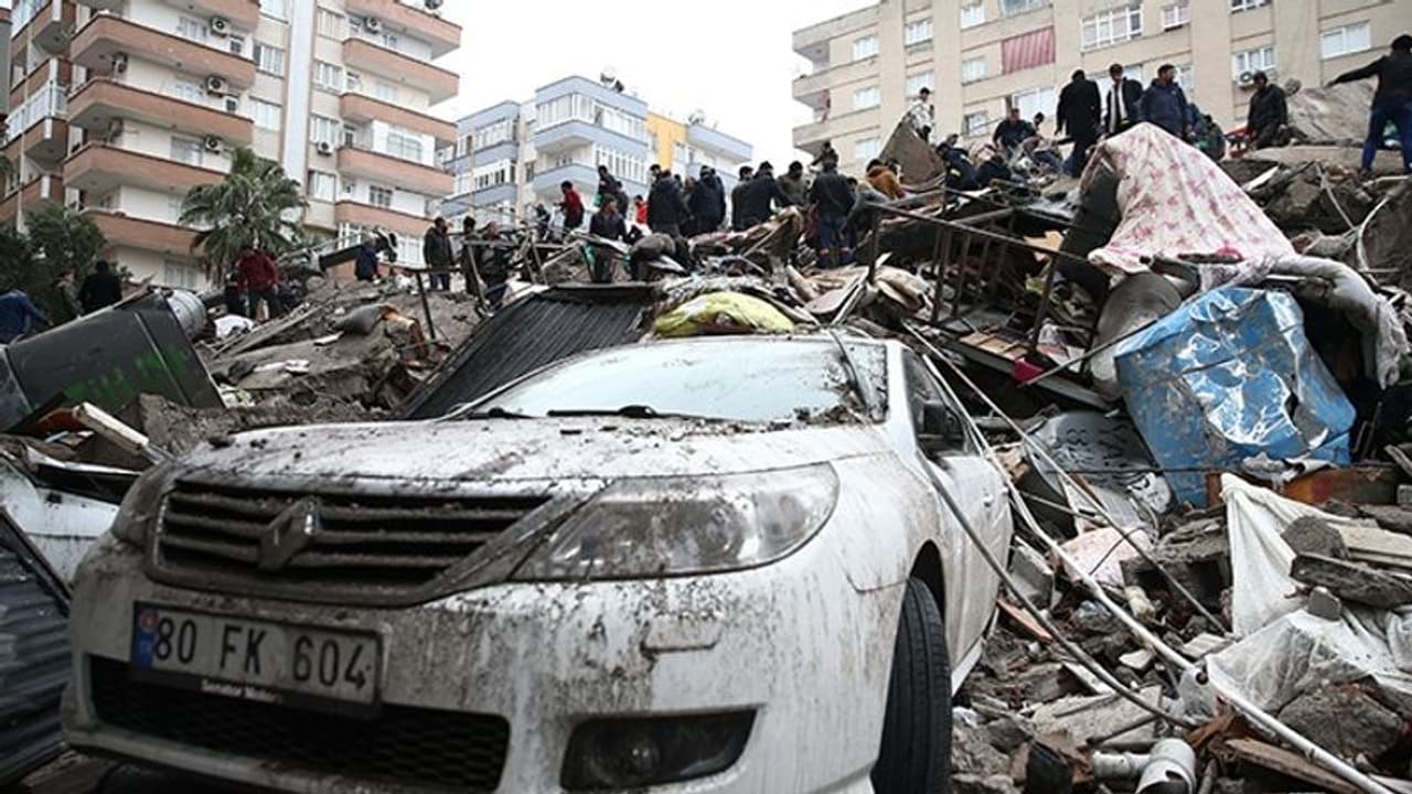 Turkey Syria earthquakes: Turkish President declares emergency rule, death toll nears 8,000 Turkey Syria earthquakes: Turkish President declares emergency rule, death toll nears 8,000