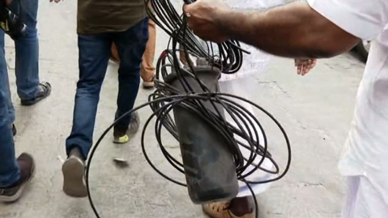 ಬಾಗಲಕೋಟೆ: ಹೊಲದಲ್ಲಿನ ಕೇಬಲ್‌ ಕಳ್ಳರ ಹಾವಳಿಗೆ ರೈತರು ಕಂಗಾಲು..!