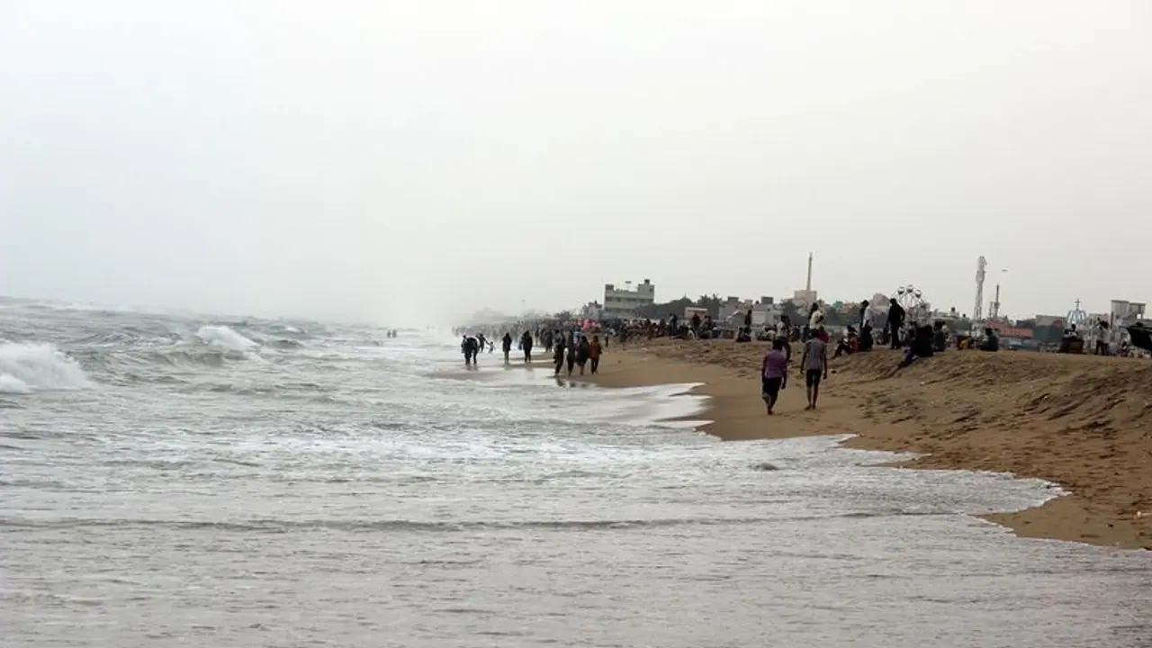 Chennai Beaches: சென்னையில் மிகவும் தூய்மையான கடற்கரை எது? மாநகராட்சி தரவரிசை வெளியீடு
