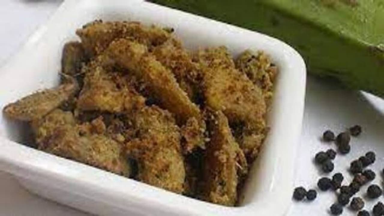 மதியம் லஞ்சுக்கு சூப்பரான சைட் டிஷ் கல்யாண வீட்டு "வாழைக்காய் பெப்பர் சாப்ஸ்"! மதியம் லஞ்சுக்கு சூப்பரான சைட் டிஷ் கல்யாண வீட்டு "வாழைக்காய் பெப்பர் சாப்ஸ்"!