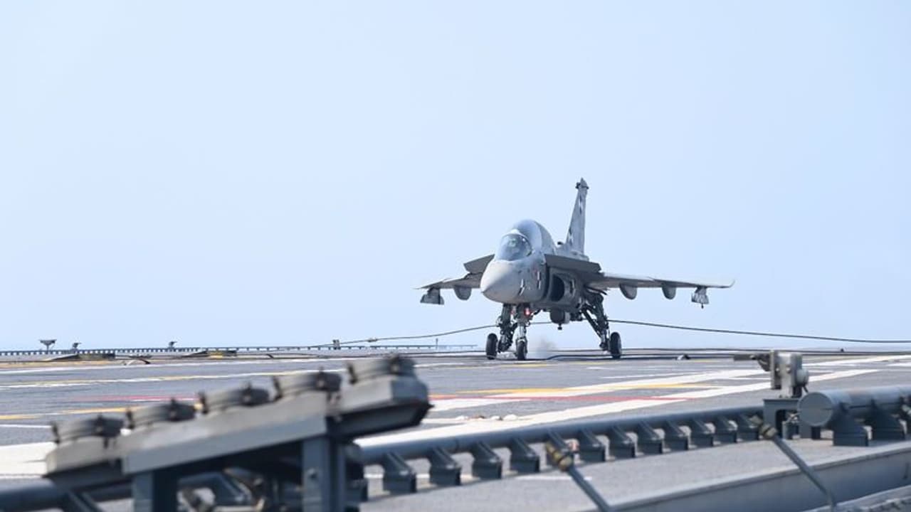 ఈ ఏడాది చివరి నాటికి అందుబాటులోకి ఐఎన్ఎస్ విక్రాంత్.. 2032 నాటికి టీఈడీబీఎఫ్ విమానాల ఉత్పత్తి : నేవీ చీఫ్