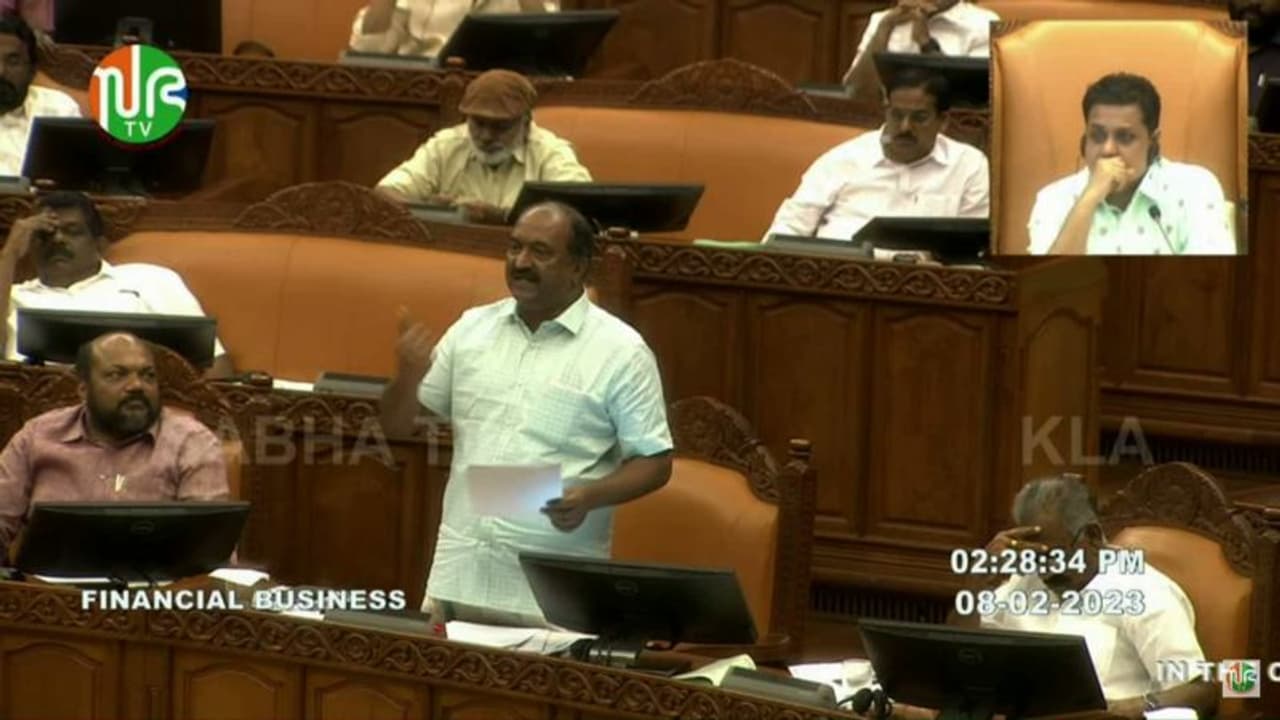 സാമ്പത്തിക പ്രതിസന്ധിയിൽ പ്രതിപക്ഷത്തിന്റെ അടിയന്തിര പ്രമേയ നോട്ടീസ് അനുവദിച്ചു; ഉച്ചയ്ക്ക് ചർച്ച