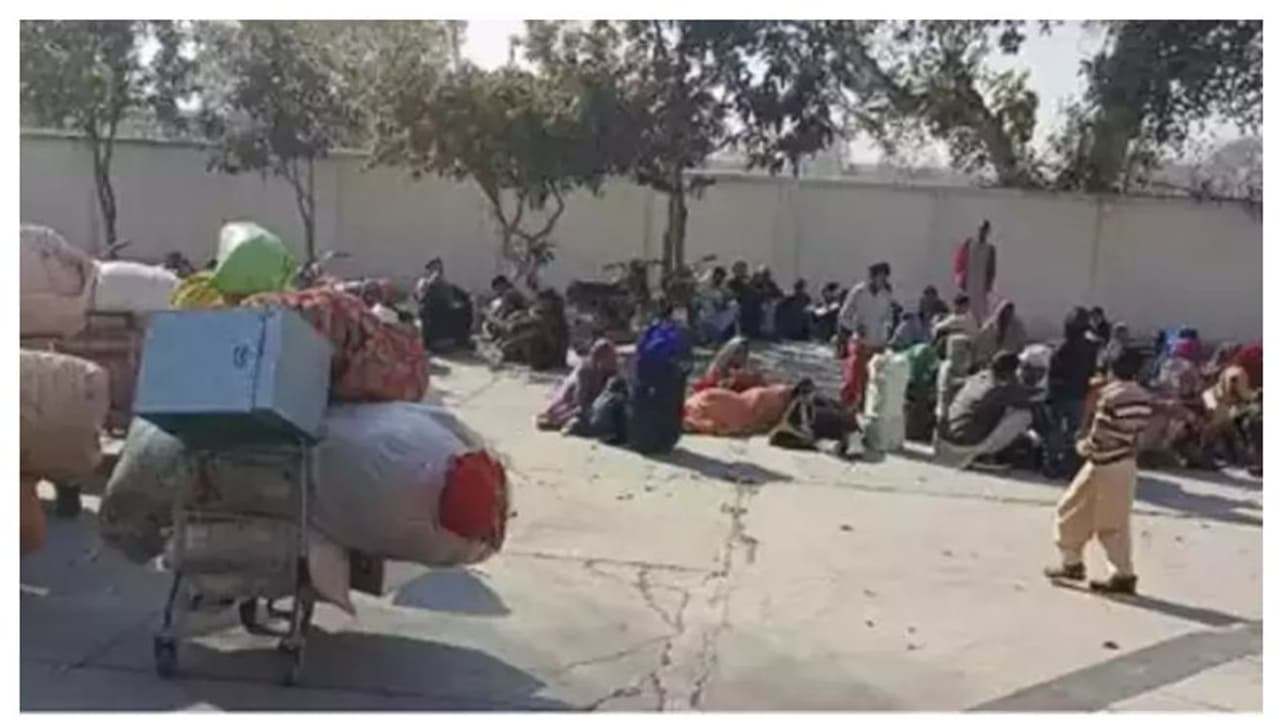 ഇന്ത്യയിലേക്കുള്ള ഹിന്ദു തീർഥാടകരെ പാകിസ്ഥാൻ തടഞ്ഞുവെച്ചതായി റിപ്പോർട്ട്