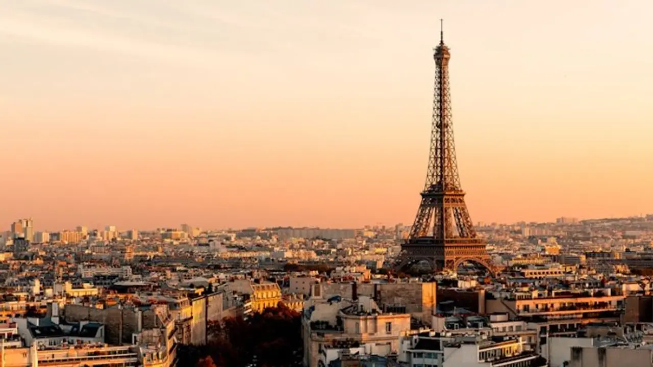 Culinary Catastrophe: Paris resto gem plunges into chaos as $1.6 million wine heist shakes the City of Lights Culinary Catastrophe: Paris resto gem plunges into chaos as $1.6 million wine heist shakes the City of Lights