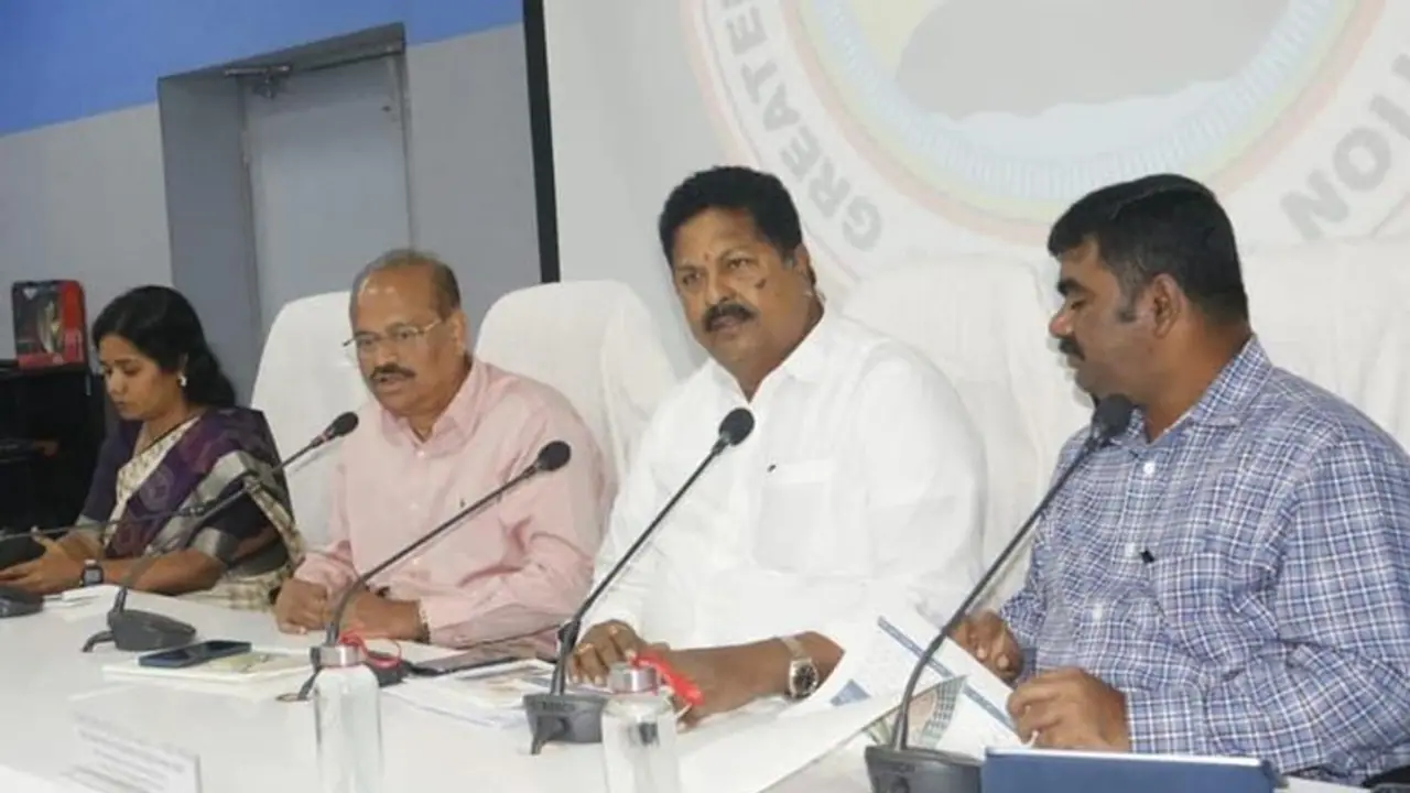 కమాండ్ కంట్రోల్ రూమ్‌ ప్రారంభం.. సివిల్‌ సప్లయ్‌ వాహనాలను జియో ట్యా గింగ్ తో ట్రాక్.. : ఏపీ ప్రభుత్వం 