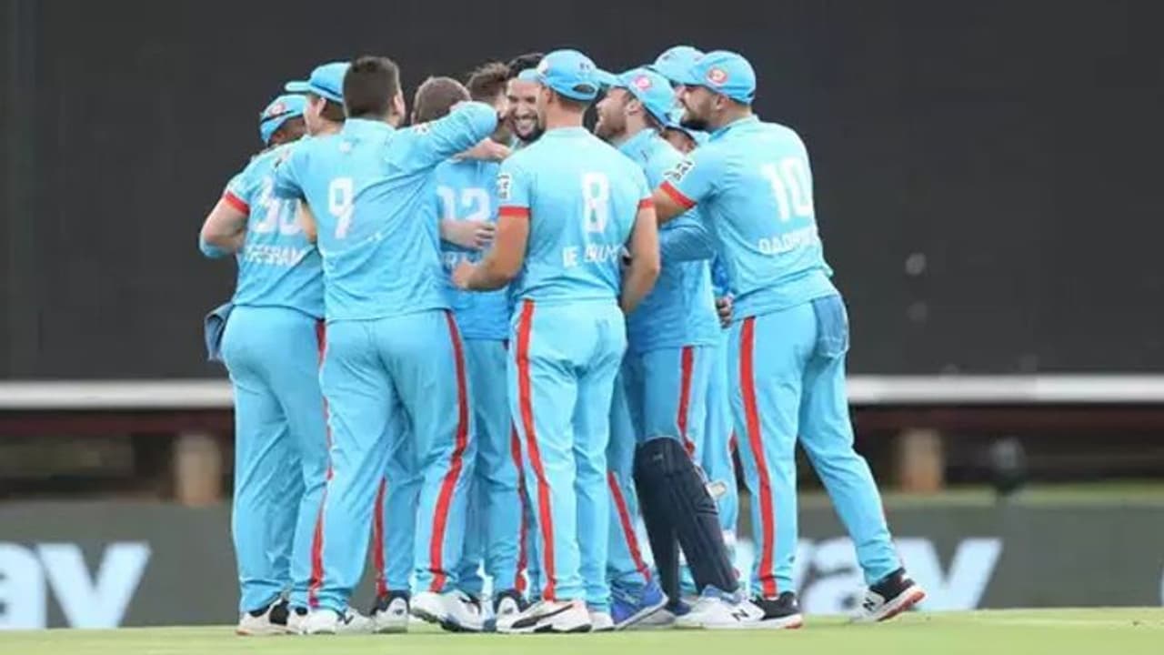 SA20: ரைலீ ரூசோ அரைசதம்.. அரையிறுதியில் பார்ல் ராயல்ஸை வீழ்த்தி ஃபைனலுக்கு முன்னேறியது பிரிட்டோரியா கேபிடள்ஸ் SA20: ரைலீ ரூசோ அரைசதம்.. அரையிறுதியில் பார்ல் ராயல்ஸை வீழ்த்தி ஃபைனலுக்கு முன்னேறியது பிரிட்டோரியா கேபிடள்ஸ்