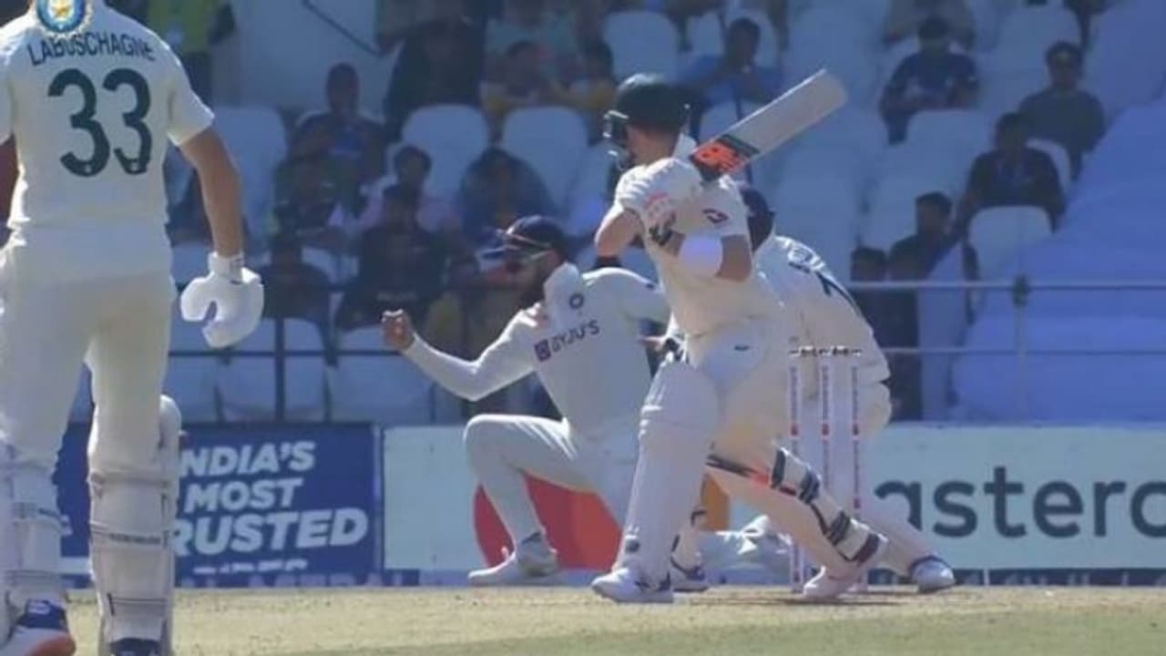 സ്റ്റീവന് സ്മിത്തും പുറത്താവുമായിരുന്നു, പക്ഷേ..! വിരാട് കോലി പാഴാക്കിയത് സുവര്ണാവസരം വീഡിയോ കാണാം സ്റ്റീവന് സ്മിത്തും പുറത്താവുമായിരുന്നു, പക്ഷേ..! വിരാട് കോലി പാഴാക്കിയത് സുവര്ണാവസരം വീഡിയോ കാണാം