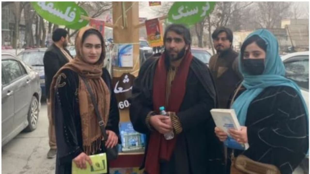 വായിക്കാന്‍ പുസ്തകം സൗജന്യമായി നല്‍കിയ പ്രൊഫസറെ താലിബാന്‍ അറസ്റ്റ് ചെയ്തു; പിന്നാലെ ക്രൂരമര്‍ദ്ദനം 