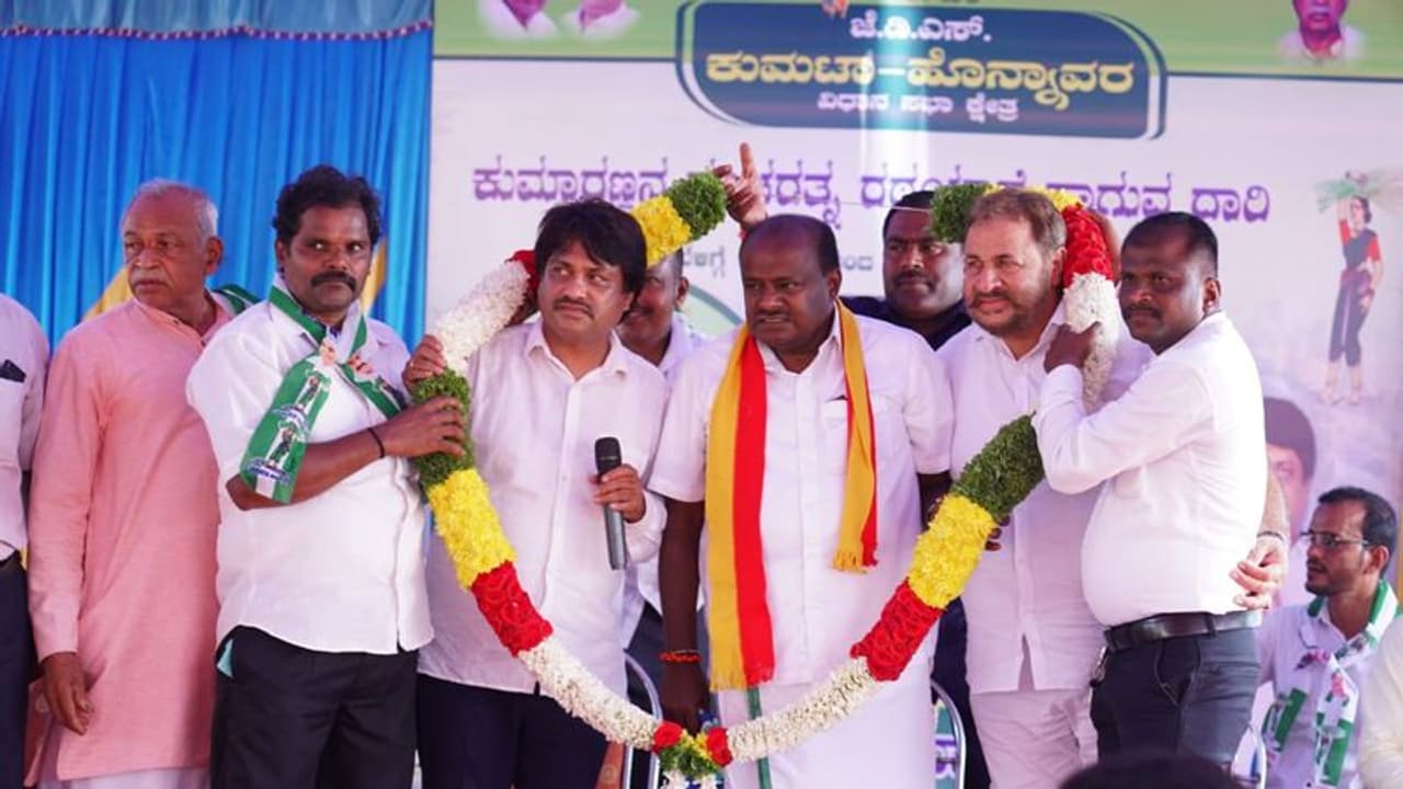 ಪಂಚರತ್ನ ರಥಯಾತ್ರೆಯಲ್ಲಿ ಅಭ್ಯರ್ಥಿಗಳ ಪರ ಪ್ರಚಾರದ ಜತೆ ಬಿಜೆಪಿ ಮೇಲೆ ಎಚ್ಡಿಕೆ ಅಟ್ಯಾಕ್! ಪಂಚರತ್ನ ರಥಯಾತ್ರೆಯಲ್ಲಿ ಅಭ್ಯರ್ಥಿಗಳ ಪರ ಪ್ರಚಾರದ ಜತೆ ಬಿಜೆಪಿ ಮೇಲೆ ಎಚ್ಡಿಕೆ ಅಟ್ಯಾಕ್!