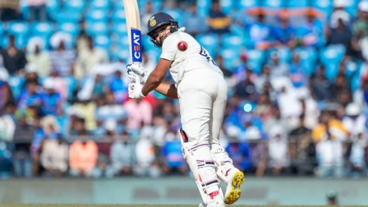 சதத்தை நோக்கி ரோகித் சர்மா இந்தியா 151 ரன்கள் சேர்ப்பு! சதத்தை நோக்கி ரோகித் சர்மா இந்தியா 151 ரன்கள் சேர்ப்பு!