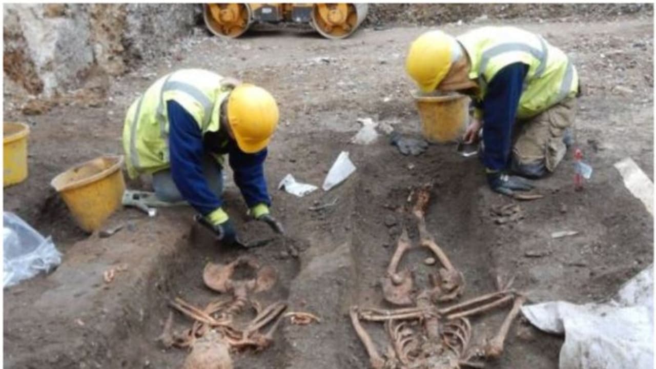 15 ാം നൂറ്റാണ്ടിലെ ജീവിതം വെളിപ്പെടുത്തി യോര്ക്കില് നിന്നും ലഭിച്ച അസ്ഥികൂടങ്ങള് 15 ാം നൂറ്റാണ്ടിലെ ജീവിതം വെളിപ്പെടുത്തി യോര്ക്കില് നിന്നും ലഭിച്ച അസ്ഥികൂടങ്ങള്