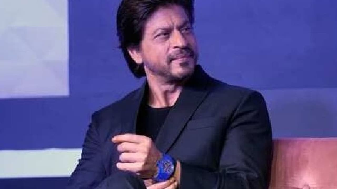 വിജയ് പോലും ഇല്ല പട്ടികയില്‍; ഷാരൂഖിനൊപ്പം 2023ലെ ജനപ്രിയ ഇന്ത്യൻ താരങ്ങളുടെ പട്ടികയില്‍ ഈ മലയാളി നടി.!