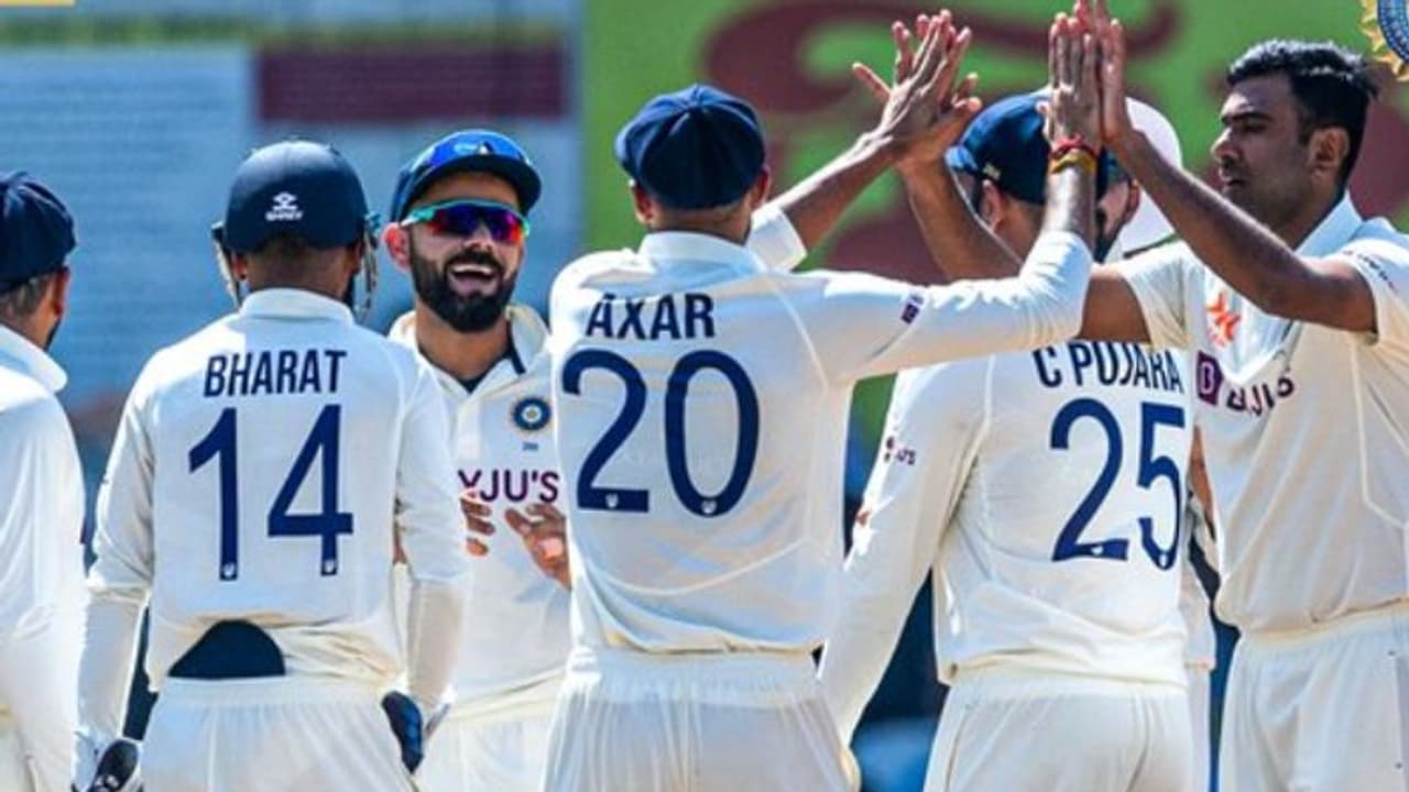 നാഗ്പൂരിലെ കൂറ്റന് ജയം; ടെസ്റ്റ് ചാമ്പ്യന്ഷിപ്പ് പോയിന്റ് പട്ടികയില് കുതിച്ച് ഇന്ത്യ, ഓസീസിന് തിരിച്ചടി നാഗ്പൂരിലെ കൂറ്റന് ജയം; ടെസ്റ്റ് ചാമ്പ്യന്ഷിപ്പ് പോയിന്റ് പട്ടികയില് കുതിച്ച് ഇന്ത്യ, ഓസീസിന് തിരിച്ചടി