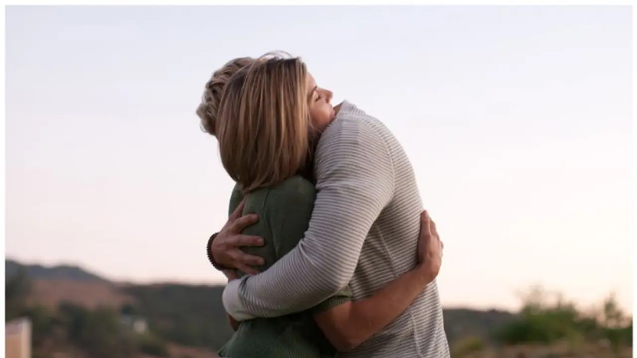 Happy Hug Day 2023: మీకు ప్రియమైన వారికీ ఇలా హాగ్ ఇచ్చి శుభాకాంక్షలు చెప్పండిలా! Happy Hug Day 2023: మీకు ప్రియమైన వారికీ ఇలా హాగ్ ఇచ్చి శుభాకాంక్షలు చెప్పండిలా!