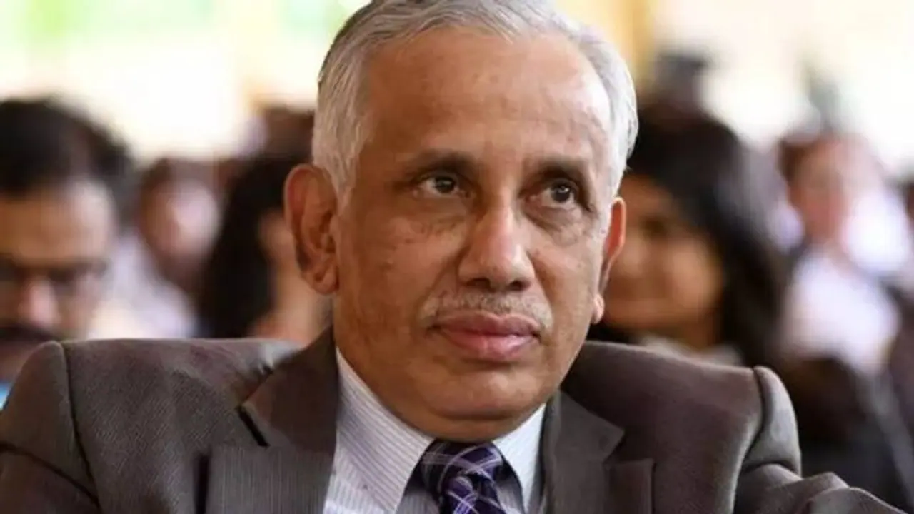 నేడు ఏపీకి రానున్న కొత్త గవర్నర్ జస్టిస్ అబ్దుల్ నజీర్.. ప్రమాణ స్వీకారం ఎప్పుడంటే? నేడు ఏపీకి రానున్న కొత్త గవర్నర్ జస్టిస్ అబ్దుల్ నజీర్.. ప్రమాణ స్వీకారం ఎప్పుడంటే?