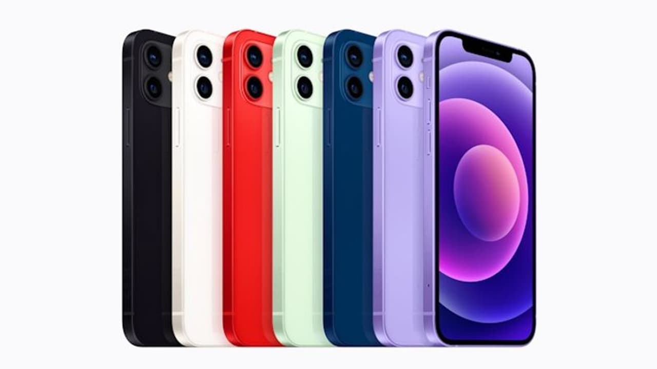 iPhone 15 Pro முதல் பார்வை வெளியீடு! டைப் ‘சி’ சார்ஜர் வந்துவிட்டது, ஆனால்… iPhone 15 Pro முதல் பார்வை வெளியீடு! டைப் ‘சி’ சார்ஜர் வந்துவிட்டது, ஆனால்…