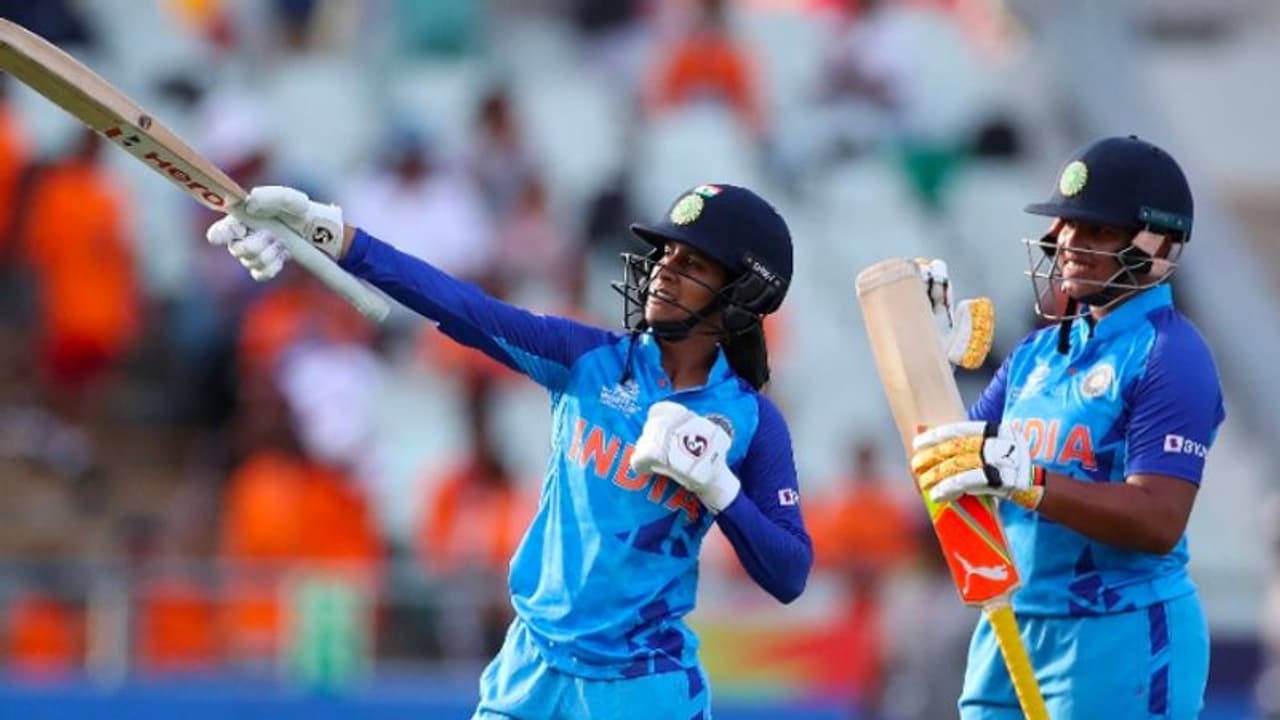 ജെമീമ ദ ഫിനിഷര്; പാകിസ്ഥാനെ വീഴ്ത്തി വനിതാ ട്വന്റി 20 ലോകകപ്പില് ഇന്ത്യക്ക് ജയത്തുടക്കം ജെമീമ ദ ഫിനിഷര്; പാകിസ്ഥാനെ വീഴ്ത്തി വനിതാ ട്വന്റി 20 ലോകകപ്പില് ഇന്ത്യക്ക് ജയത്തുടക്കം