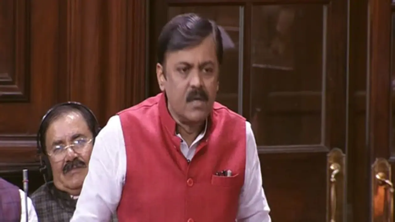 విజయవాడ ఎయిర్పోర్టుకు వంగవీటి మోహన రంగా పేరు పెట్టాలి.. రాజ్యసభలో బీజేపీ ఎంపీ జీవీఎల్ విజయవాడ ఎయిర్పోర్టుకు వంగవీటి మోహన రంగా పేరు పెట్టాలి.. రాజ్యసభలో బీజేపీ ఎంపీ జీవీఎల్