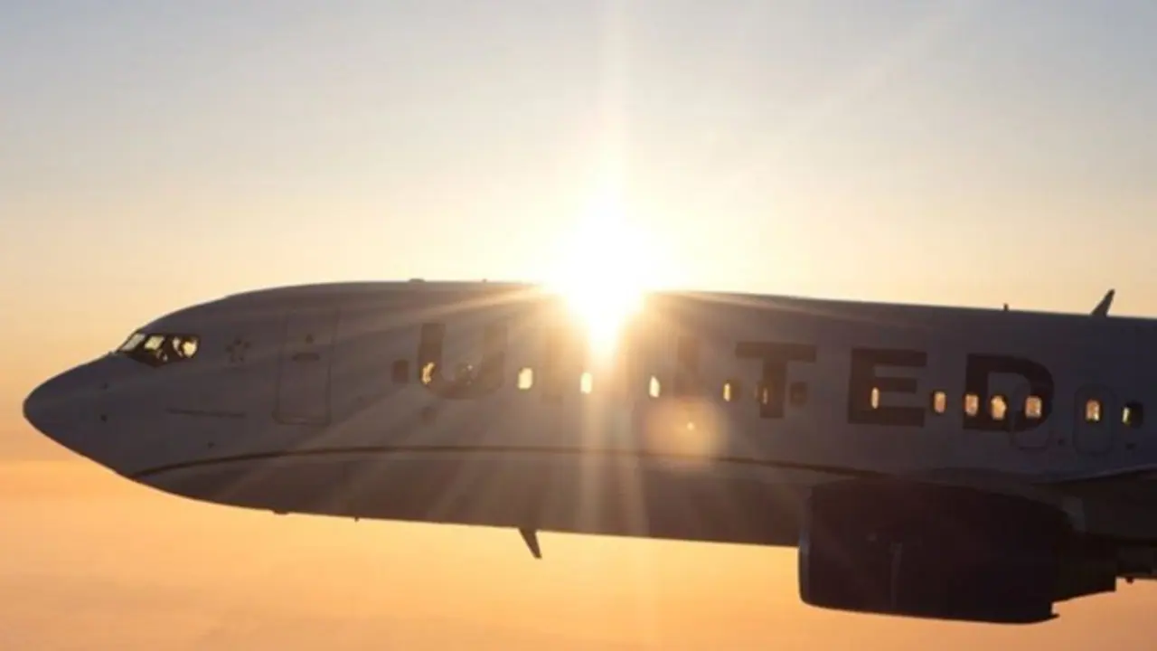 യാത്രക്കാർ പുറത്തിറങ്ങിയ ശേഷം നടത്തിയ പരിശോധനയിൽ ബോയിംഗ് വിമാനത്തിന് കണ്ടെത്തിയത് ഗുരുതര തകരാറ് യാത്രക്കാർ പുറത്തിറങ്ങിയ ശേഷം നടത്തിയ പരിശോധനയിൽ ബോയിംഗ് വിമാനത്തിന് കണ്ടെത്തിയത് ഗുരുതര തകരാറ്