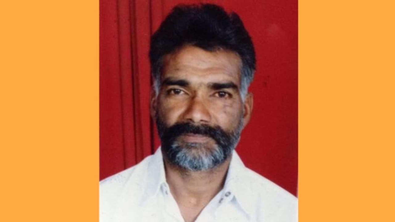 നാടണയാന് ഒന്നര പതിറ്റാണ്ടായുള്ള മോഹം ബാക്കിയാക്കി പ്രവാസി മരണത്തിന് കീഴടങ്ങി നാടണയാന് ഒന്നര പതിറ്റാണ്ടായുള്ള മോഹം ബാക്കിയാക്കി പ്രവാസി മരണത്തിന് കീഴടങ്ങി