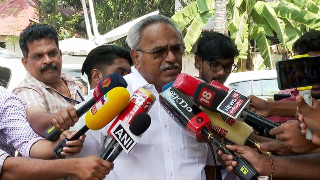 ശിവശങ്കറിന്റെ അറസ്റ്റ് സ്വാഭാവിക നടപടി, രാഷ്ട്രീയമുണ്ടോയെന്ന് പരിശോധിച്ചിട്ടില്ല: കാനം രാജേന്ദ്രൻ ശിവശങ്കറിന്റെ അറസ്റ്റ് സ്വാഭാവിക നടപടി, രാഷ്ട്രീയമുണ്ടോയെന്ന് പരിശോധിച്ചിട്ടില്ല: കാനം രാജേന്ദ്രൻ