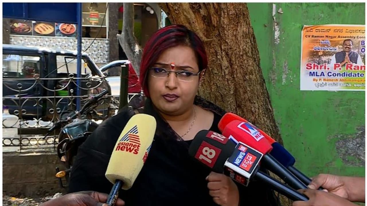 'എല്ലാ വമ്പന് സ്രാവുകളുടെയും പങ്ക് പുറത്തെത്തിക്കും'; മുഖ്യമന്ത്രിക്കെതിരെ വീണ്ടും സ്വപ്ന സുരേഷ് 'എല്ലാ വമ്പന് സ്രാവുകളുടെയും പങ്ക് പുറത്തെത്തിക്കും'; മുഖ്യമന്ത്രിക്കെതിരെ വീണ്ടും സ്വപ്ന സുരേഷ്