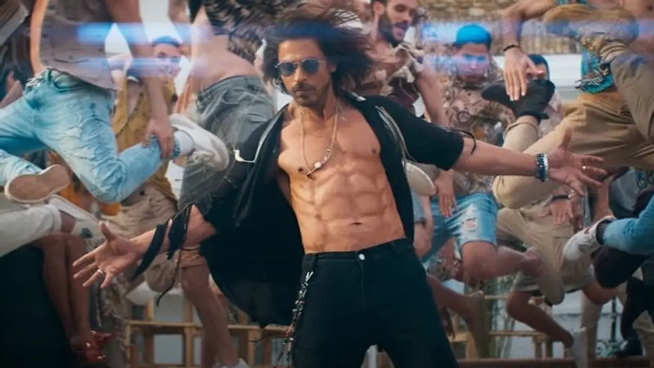 Jhoome Jo Pathaan BTS video is out, Siddharth Anand reveals Shah Rukh got 'coaxed' to show abs