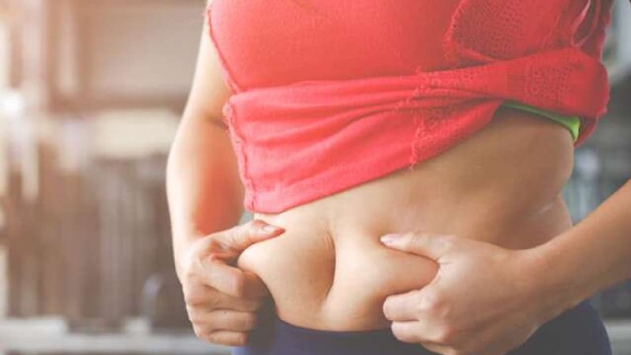 ವರ್ಕೌಟ್ ಅಥವಾ ಡಯಟ್ ಮಾಡ್ದೆ ಒಂದೇ ವಾರದಲ್ಲಿ ಬೆಲ್ಲಿ ಫ್ಯಾಟ್ ಕರಗಿಸೋಕೆ ಇಲ್ಲಿದೆ ಟಿಪ್ಸ್