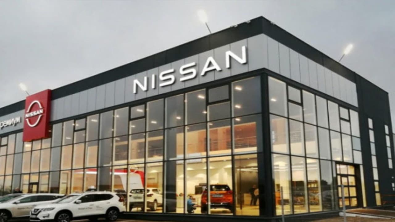 Nissan Nissan