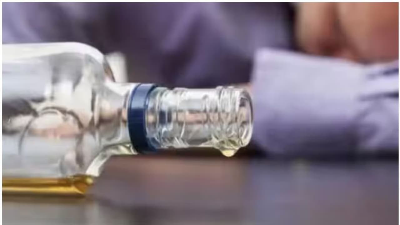  ಮದ್ಯದಂಗಡಿಗಳಲ್ಲಿ ಕ್ಯೂಆರ್‌ ಕೋಡ್‌ ಕಡ್ಡಾಯ