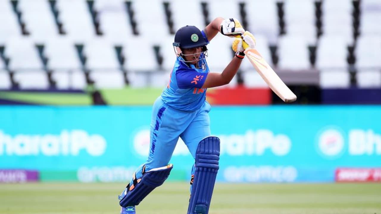 ICC Women's T20 World Cup: Deepti's bowling, Harmanpreet Richa's alliance hands India 6 wicket win vs Windies ICC Women's T20 World Cup: Deepti's bowling, Harmanpreet Richa's alliance hands India 6 wicket win vs Windies