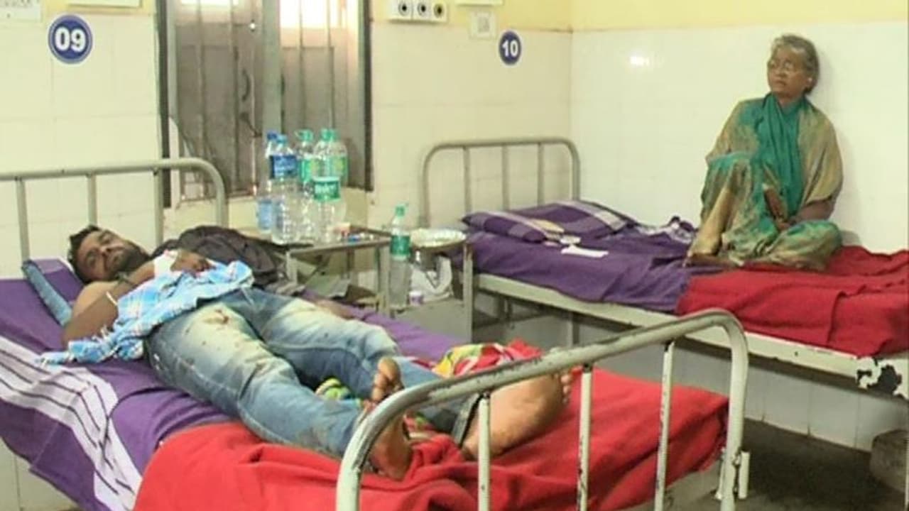 Chitradurga: ಕೋಟೆನಾಡಿನಲ್ಲಿ ಆಸ್ತಿಗಾಗಿ ಮಾರಕಾಸ್ತ್ರಗಳಿಂದ ಬಡಿದಾಡಿಕೊಂಡ ದಾಯಾದಿಗಳು