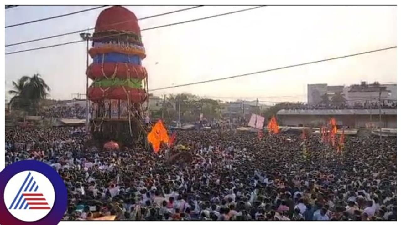 Vijayanagara: ಸಂಭ್ರಮ ಸಡಗರಿಂದ ಜರುಗಿದ ಕೊಟ್ಟೂರು ಗುರುಬಸವೇಶ್ವರ ಜಾತ್ರಾ ಮಹೋತ್ಸವ