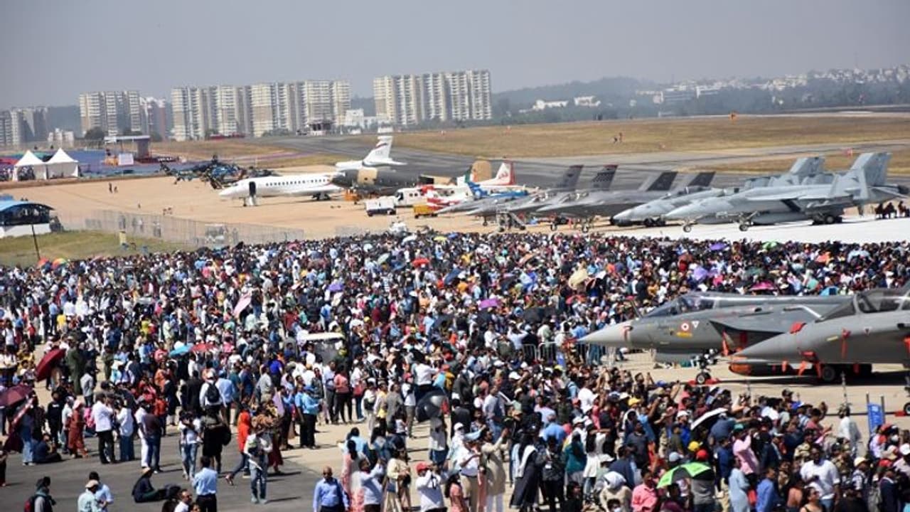 Aero India 2023: ಬೆಂಗ್ಳೂರು ಏರ್‌ಶೋಗೆ ಒಂದೇ ದಿನ 2 ಲಕ್ಷ ಜನ