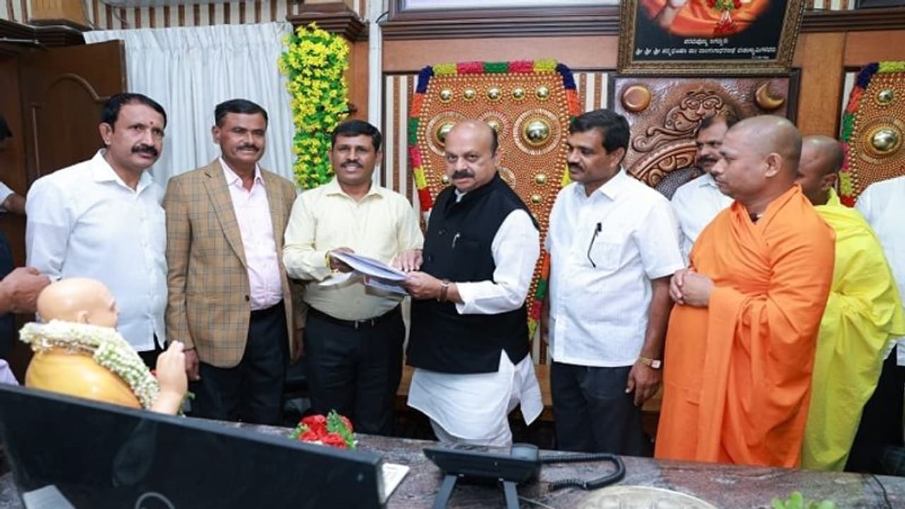 ಬೆಂಗಳೂರು ಮೈಸೂರು ಎಕ್ಸ್‌ಪ್ರೆಸ್‌ ಹೈವೆಗೆ ಬಾಲಗಂಗಾಧರ ಶ್ರೀ ಹೆಸರಿಡಿ