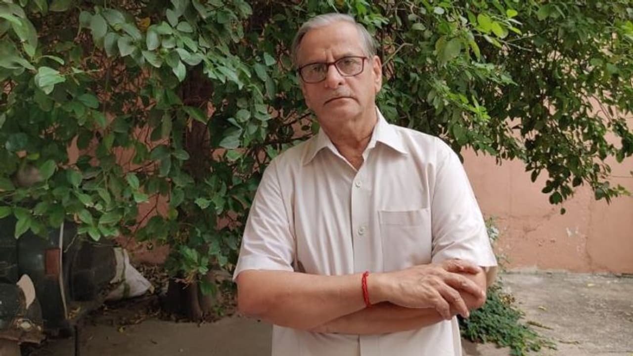 లలిత ప్రసాద్ ప్రేమ కథ 'రజనీ' లలిత ప్రసాద్ ప్రేమ కథ 'రజనీ'