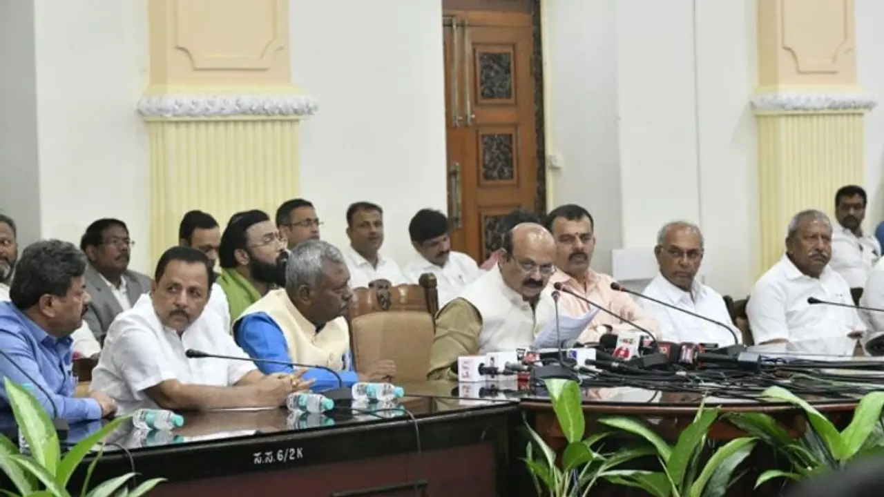 Karnataka Budget 2023 24: ಈ ವರ್ಷವೇ ಸರ್ಕಾರಿ ನೌಕರರಿಗೆ 7ನೇ ವೇತನ ಆಯೋಗ ಅನುಷ್ಠಾನ: ಸಿಎಂ ಬೊಮ್ಮಾಯಿ ಭರವಸೆ