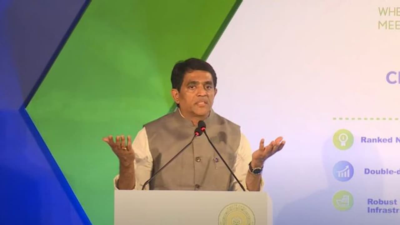 ఏపీలోని సువిశాల తీర ప్రాంతమే మా ట్రంప్ కార్డ్, చెన్నైలో గ్లోబల్ ఇన్వెస్టర్స్ సమ్మిట్ రోడ్ షోలో బుగ్గన కామెంట్ ఏపీలోని సువిశాల తీర ప్రాంతమే మా ట్రంప్ కార్డ్, చెన్నైలో గ్లోబల్ ఇన్వెస్టర్స్ సమ్మిట్ రోడ్ షోలో బుగ్గన కామెంట్