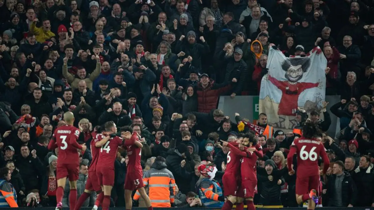 ലിവര്പൂള് ആരാധകരല്ല കുറ്റക്കാര്! അക്കാര്യത്തില് യുവേഫയ്ക്ക് തെറ്റുപറ്റി; പണം തിരിച്ചുനല്കാന് തീരുമാനം ലിവര്പൂള് ആരാധകരല്ല കുറ്റക്കാര്! അക്കാര്യത്തില് യുവേഫയ്ക്ക് തെറ്റുപറ്റി; പണം തിരിച്ചുനല്കാന് തീരുമാനം