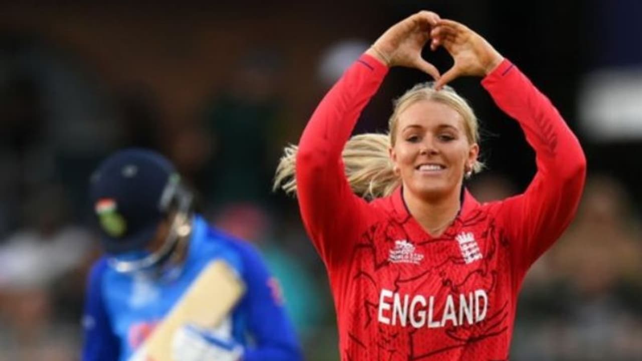 టీ20 వరల్డ్ కప్ 2023: ఇంగ్లాండ్ చేతుల్లో పాక్ చిత్తు... ఆస్ట్రేలియాతో సెమీస్ ఆడనున్న భారత జట్టు... టీ20 వరల్డ్ కప్ 2023: ఇంగ్లాండ్ చేతుల్లో పాక్ చిత్తు... ఆస్ట్రేలియాతో సెమీస్ ఆడనున్న భారత జట్టు...