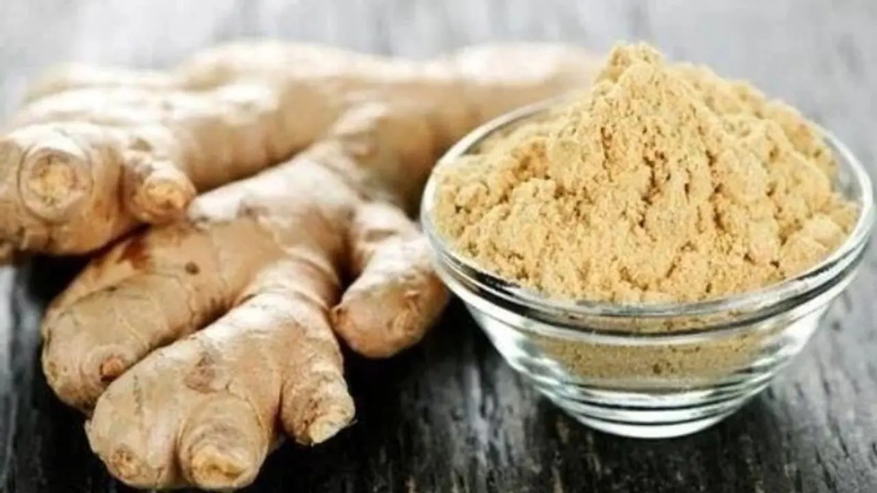 രാത്രി കിടക്കും മുമ്പ് ഇഞ്ചി ഉണക്കിപ്പൊടിച്ചത് പാലില് കലര്ത്തി കഴിക്കാം രാത്രി കിടക്കും മുമ്പ് ഇഞ്ചി ഉണക്കിപ്പൊടിച്ചത് പാലില് കലര്ത്തി കഴിക്കാം