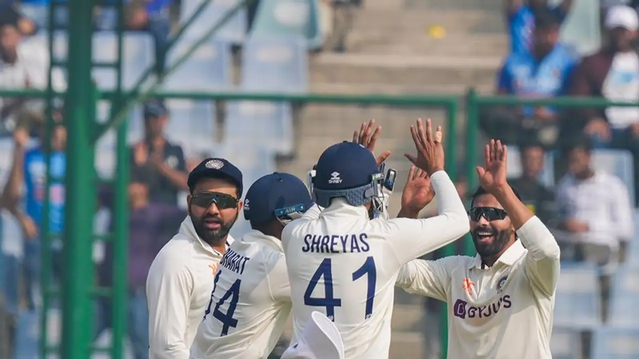 IND vs AUS: 2வது டெஸ்ட்டிலும் ஆஸ்திரேலியாவை வீழ்த்தி இந்தியா அபார வெற்றி..! 2 0 என தொடரில் முன்னிலை 