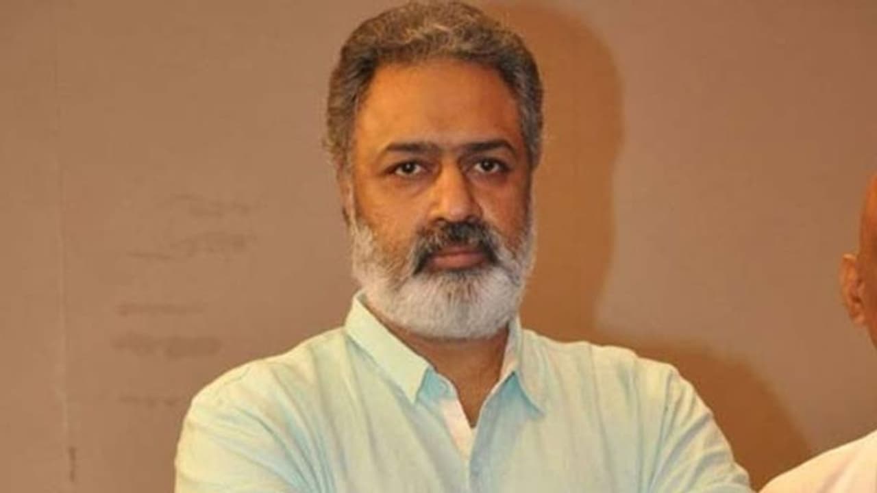 టాలీవుడ్ నిర్మాతల మండలి ఎన్నికలు.. ప్రెసిడెంట్ గా దామోదర్ ప్రసాద్ విజయం టాలీవుడ్ నిర్మాతల మండలి ఎన్నికలు.. ప్రెసిడెంట్ గా దామోదర్ ప్రసాద్ విజయం