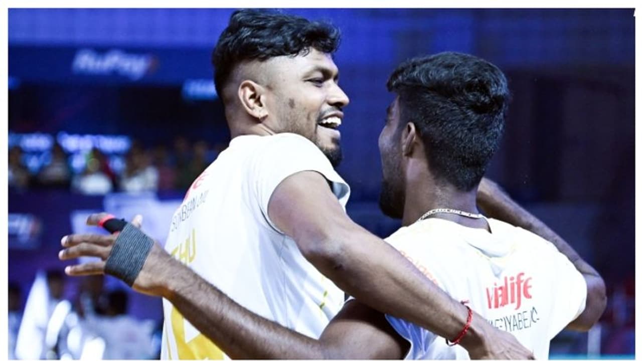 പ്രൈം വോളി ലീഗ്: ചെന്നൈ ബ്ലിറ്റ്സിനെ തകർത്ത് അഹമ്മദാബാദ് ഡിഫന്ഡേഴ്സ് ഒന്നാമത് പ്രൈം വോളി ലീഗ്: ചെന്നൈ ബ്ലിറ്റ്സിനെ തകർത്ത് അഹമ്മദാബാദ് ഡിഫന്ഡേഴ്സ് ഒന്നാമത്