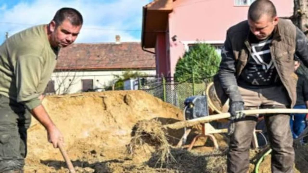 തിരികെ വരുന്നു മൺവീടുകളും വൈക്കോൽ മേഞ്ഞ വീടുകളും, ​ഹം​ഗറിയിൽ ആവശ്യക്കാരേറെ?