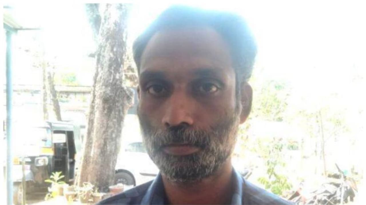 ​ഗാനമേളക്കിടെ കത്തികാട്ടി ഭീഷണി, അസഭ്യം; തടഞ്ഞയാളെ വഴിയിൽ കാത്തിരുന്ന് കുത്തിക്കൊല്ലാൻ ശ്രമം; പ്രതി പിടിയിൽ